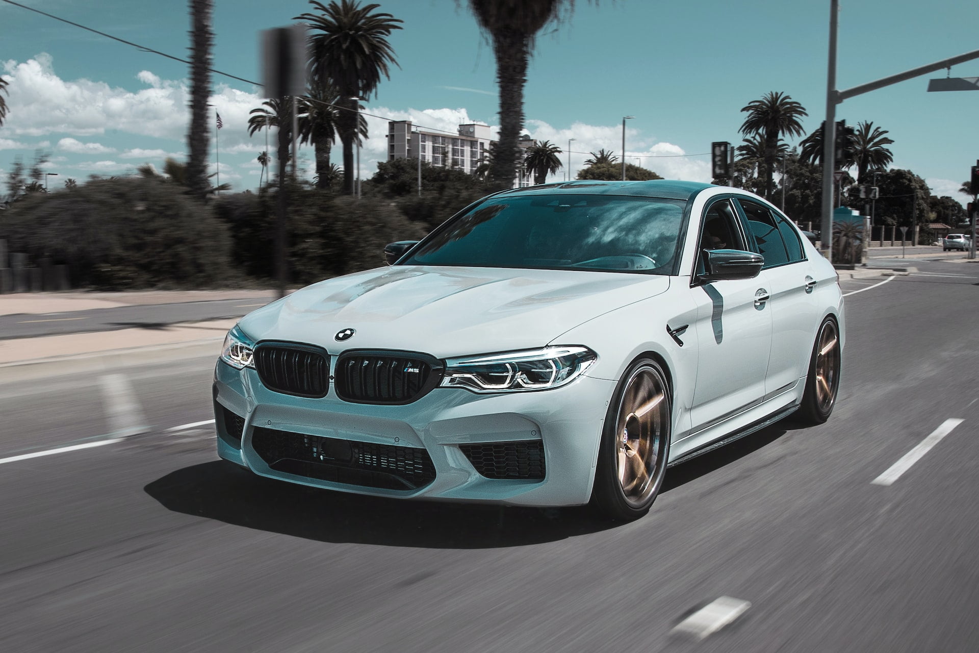 BMWX 320x Hybrid-Demo ad 17