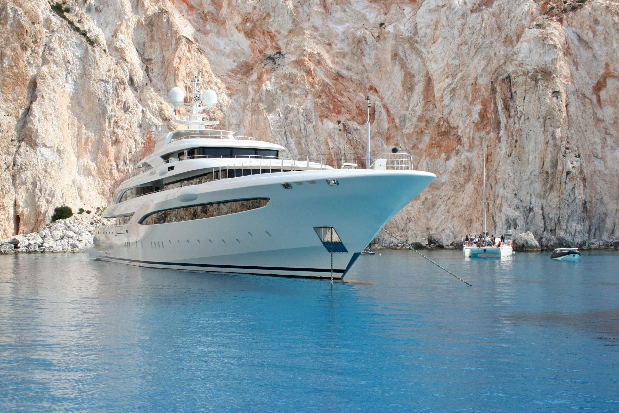 Yacht charter-demo ad 1